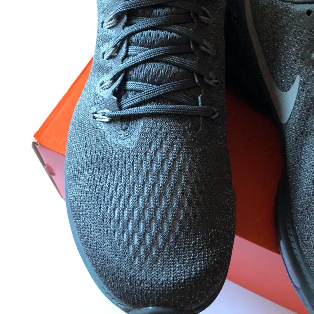 Nike Zoom Running Shoes Gray Size 9 Mens New NIB - Picture 5 of 8